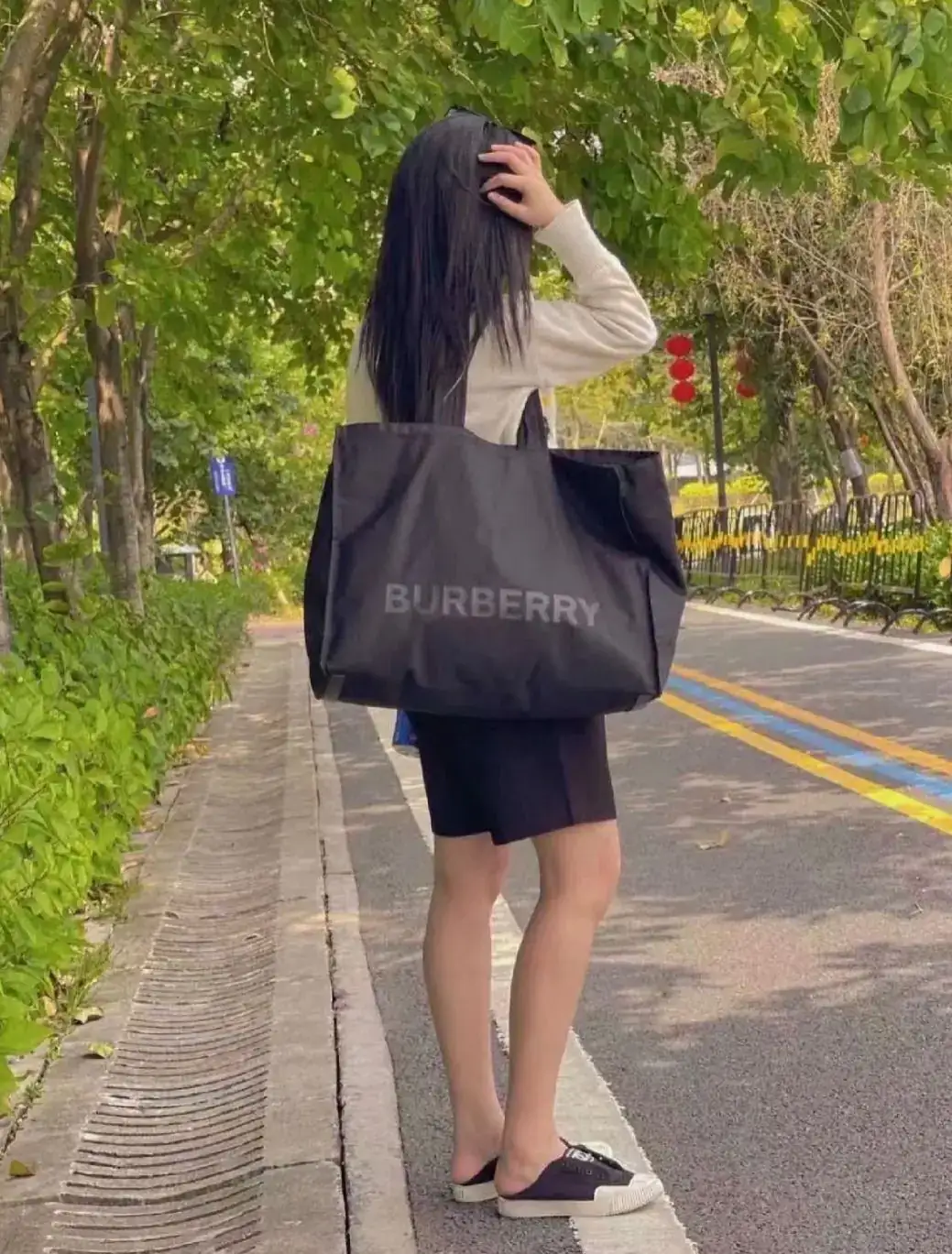 버버리 토트백 블랙 그레이 나일론 기저귀가방80528711 80510291 상세 이미지